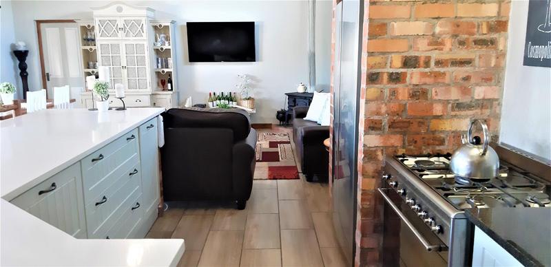 4 Bedroom Property for Sale in Myburgh Park Western Cape